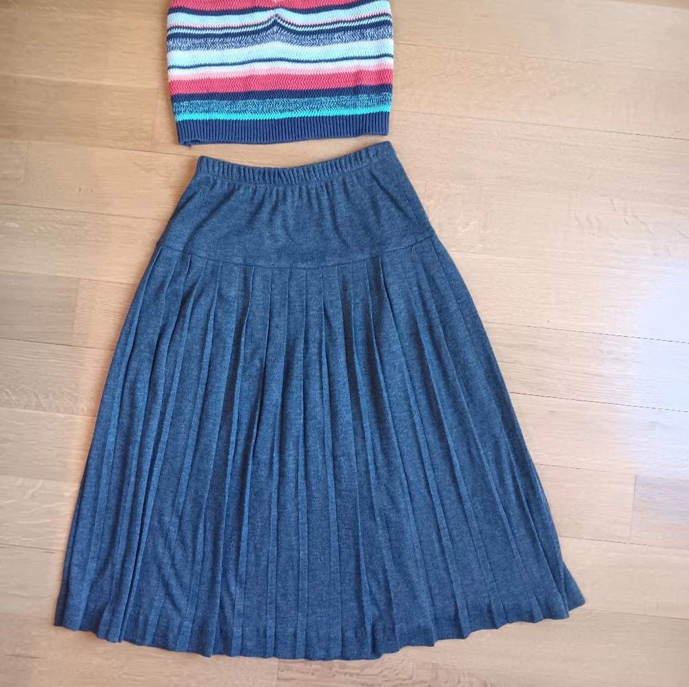 Gray Pleated Wool Skirt